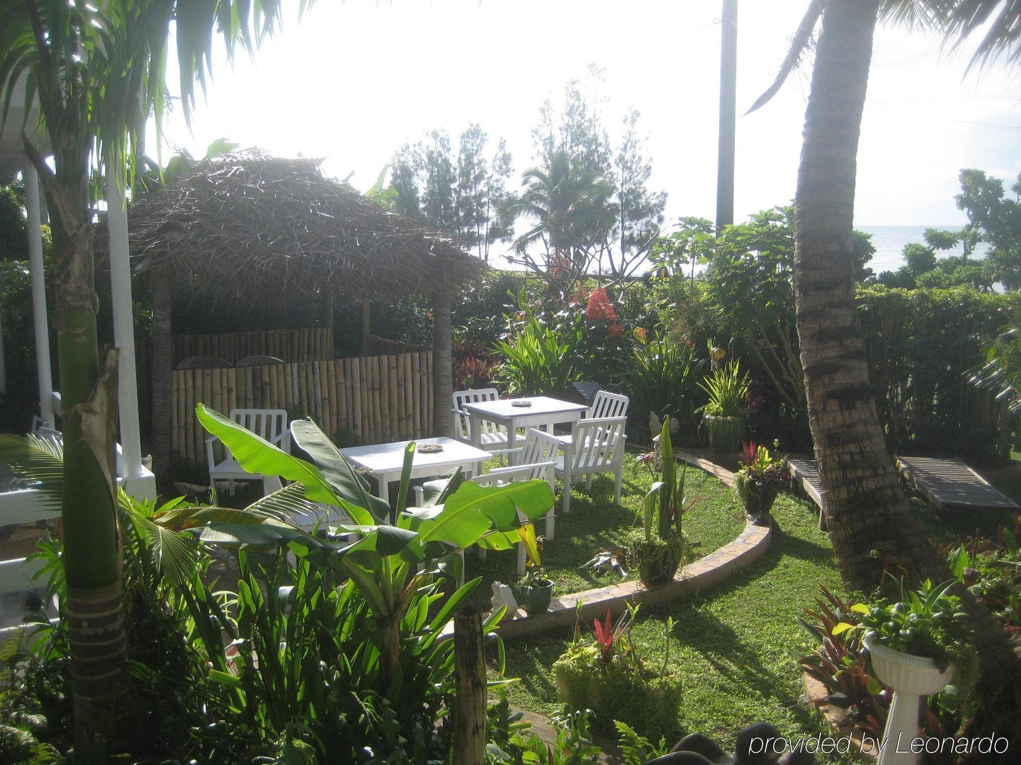 Seaview Lodge Нукуалофа Ресторан фото